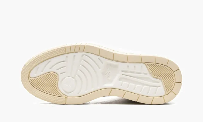 Кроссовки Air Jordan 1 Elevate High WMNS «Celestial Gold» бежевый