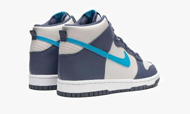 Кроссовки Nike Dunk High GS «Light Bone / Diffused Blue» белый