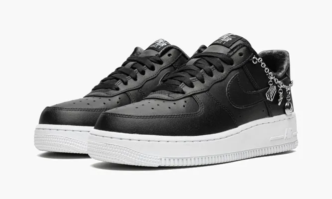 Кроссовки Air Force 1 '07 LX MNS WMNS «Lucky Charms - Black» черный