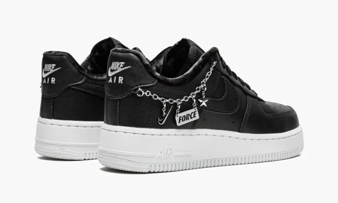 Кроссовки Air Force 1 '07 LX MNS WMNS «Lucky Charms - Black» черный