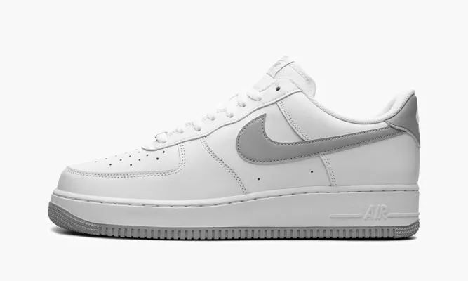 Кроссовки Air Force 1 Low '07 «White Light Smoke Grey» белый