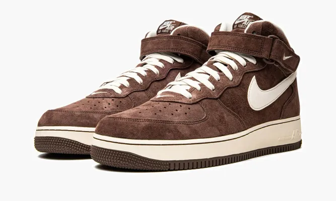 Кроссовки Air Force 1 MID '07 QS «Chocolate» коричневый