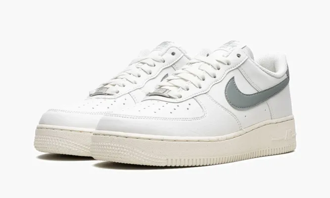 Кроссовки Air Force 1 '07 NEXT NATURE MNS WMNS «Mica Green» белый