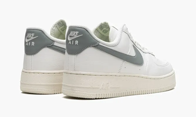 Кроссовки Air Force 1 '07 NEXT NATURE MNS WMNS «Mica Green» белый