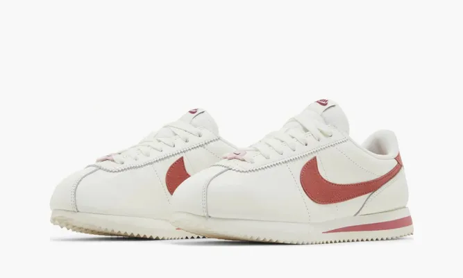 Кроссовки Nike Wmns Cortez 'Valentine's Day' Красный
