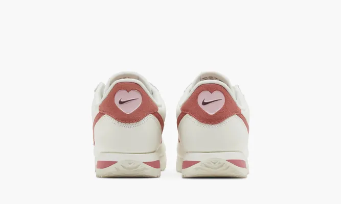 Кроссовки Nike Wmns Cortez 'Valentine's Day' Красный