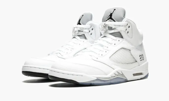 Кроссовки Air Jordan 5 Retro «Metallic Silver» белый