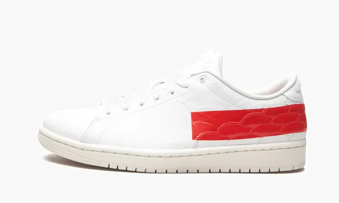 Кроссовки Air Jordan 1 Centre Court «University Red» белый