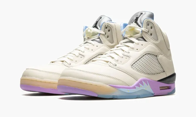 Кроссовки Air Jordan 5 Retro «We The Best - Sail» бежевый