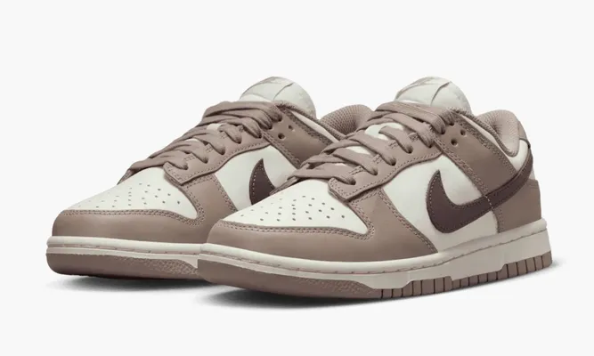 Кроссовки Nike Dunk Low WMNS «Sail Plum Eclipse» бежевый
