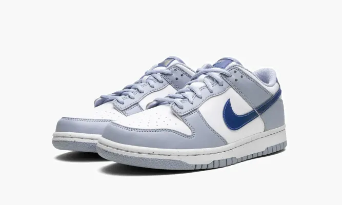 Кроссовки Nike Dunk Low GS «Blue Iridescent» синий