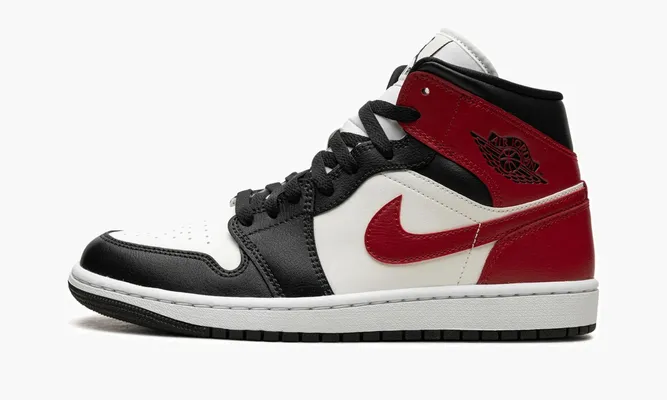 Кроссовки Air Jordan 1 Mid WMNS «Black Toe» белый