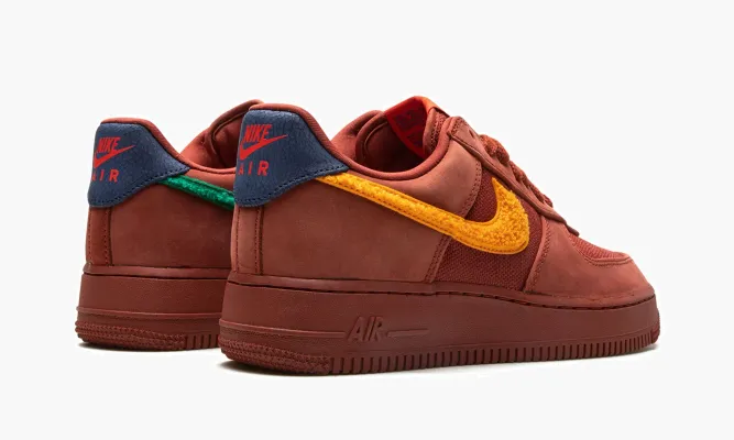 Кроссовки Air Force 1 Low «La Familia» бордовый