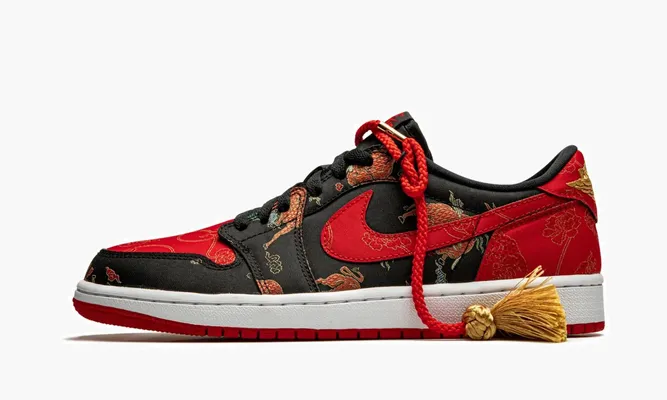 Кроссовки Air Jordan 1 Low OG «Chinese New Year 2021» белый