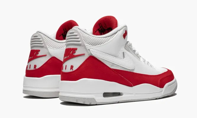 Кроссовки Air Jordan 3 Retro Tinker «Air Max 1 - University Red» белый