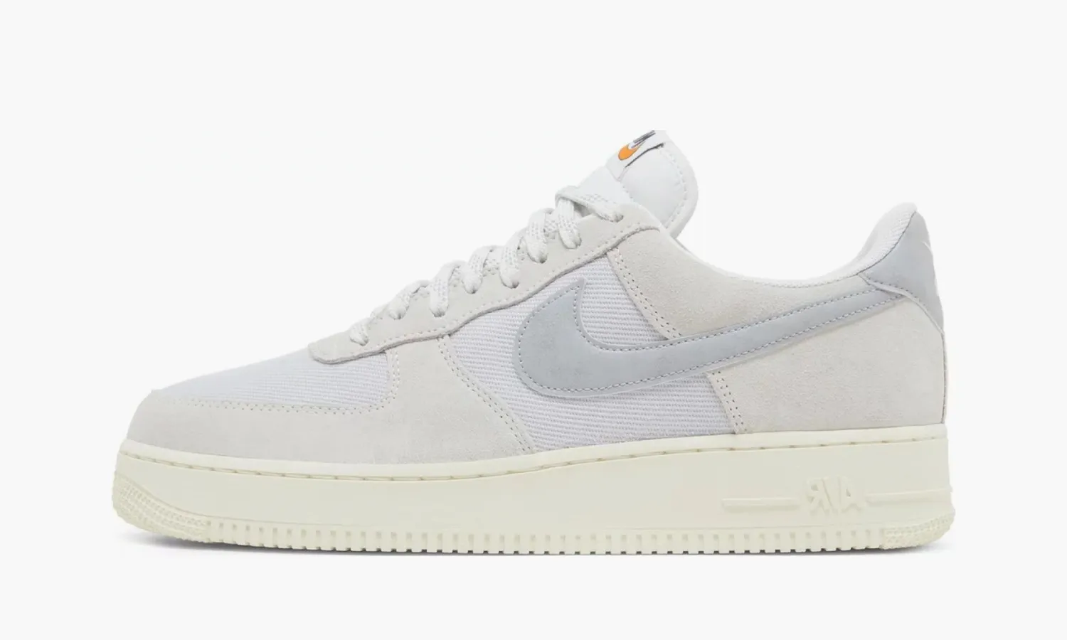 Nike Air Force 1 '07 LV8 «Certified Fresh - Photon Dust»