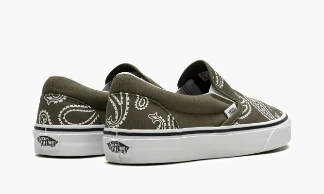 Кроссовки Vans Classic Slip-on «Peace Paisley» зеленый