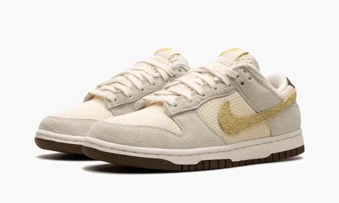 Кроссовки DUNK LOW WMNS «Coconut Milk» кремовый