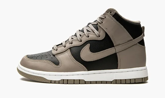Кроссовки Nike Dunk High WMNS «Moon Fossil» черный