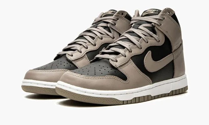 Кроссовки Nike Dunk High WMNS «Moon Fossil» черный