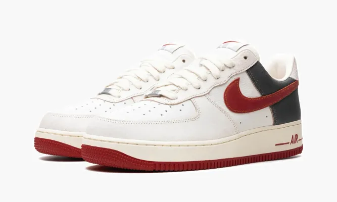 Кроссовки Air Force 1 Low «Chicago» белый