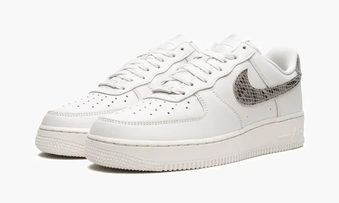 Кроссовки Air Force 1 Low '07 WMNS «Phantom / Snakeskin» белый