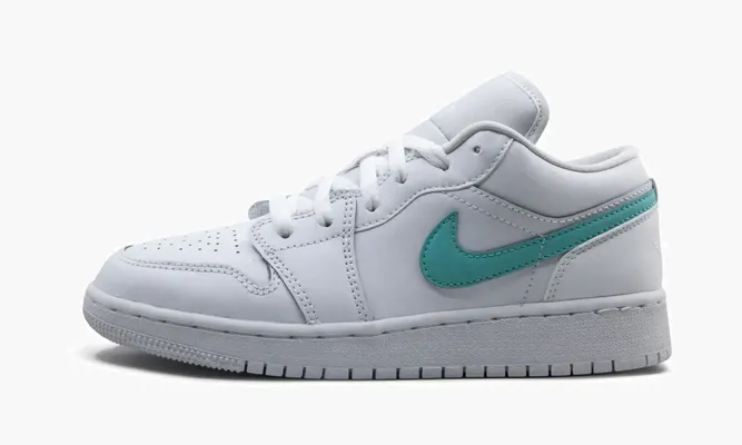Кроссовки Air Jordan 1 Low GS «Multicolor Swoosh» белый