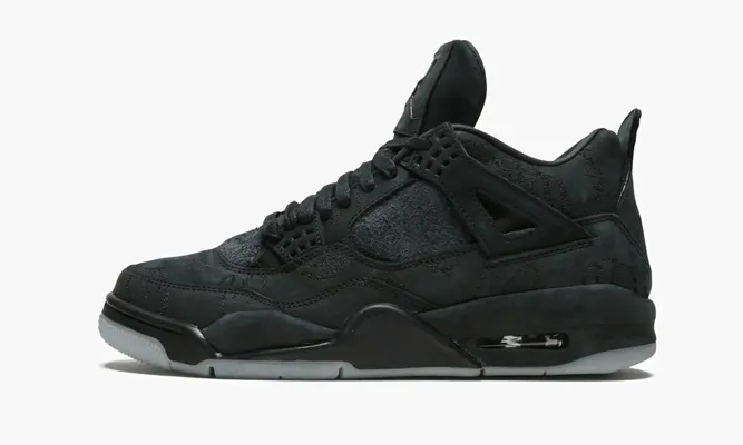 Кроссовки Air Jordan 4 Retro «Kaws - Black» черный