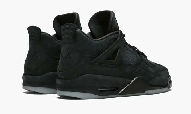 Кроссовки Air Jordan 4 Retro «Kaws - Black» черный