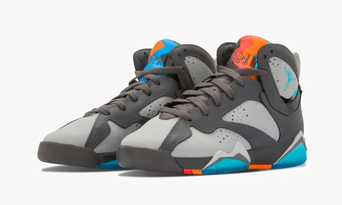 Кроссовки Air Jordan 7 Retro Bg «Barcelona Days» серый