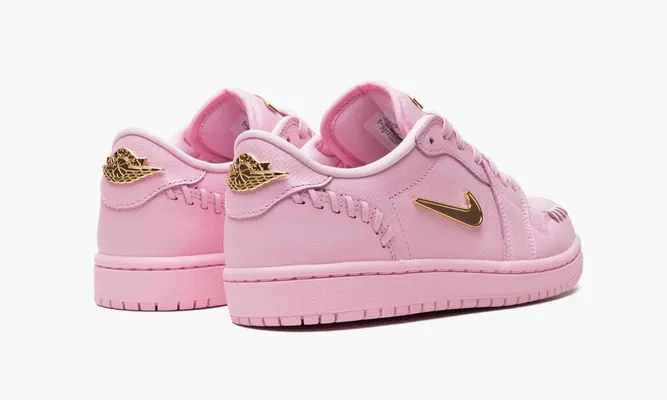 Кроссовки Air Jordan 1 Low WMNS «Method Of Make Perfect Pink» розовый
