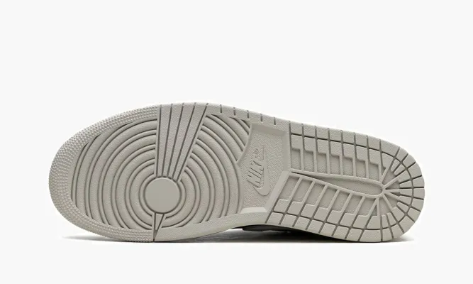 Кроссовки Air Jordan 1 Low WMNS «Elephant Print» черный