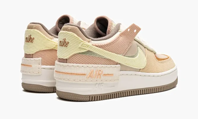Кроссовки W Af1 Shadow кремовый