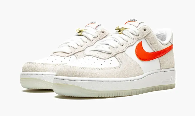 Кроссовки Air Force 1 '07 SE MNS WMNS «First Use» белый