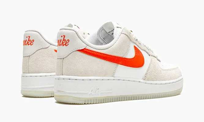 Кроссовки Air Force 1 '07 SE MNS WMNS «First Use» белый