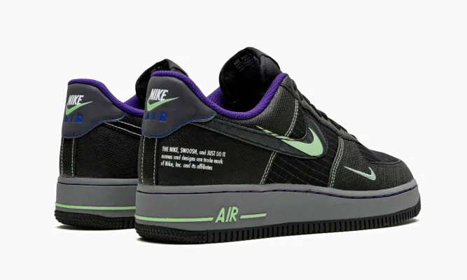 Кроссовки Air Force 1 '07 LV8 «Future Swoosh» черный