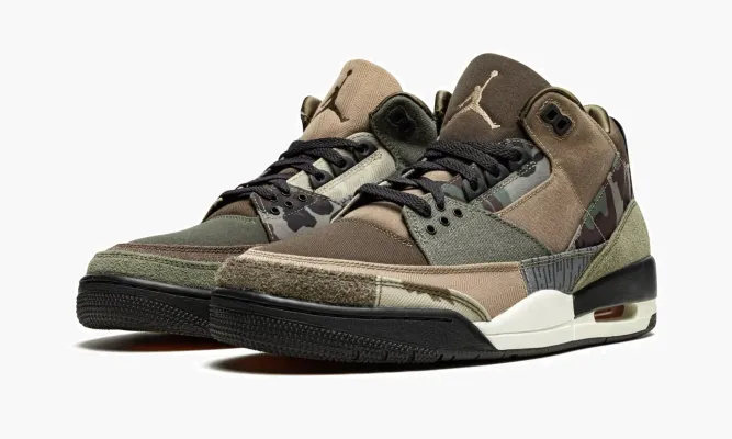 Кроссовки Air Jordan 3 «Patchwork Camo» коричневый