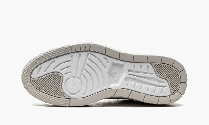 Кроссовки Air Jordan 1 Elevate Low WMNS белый