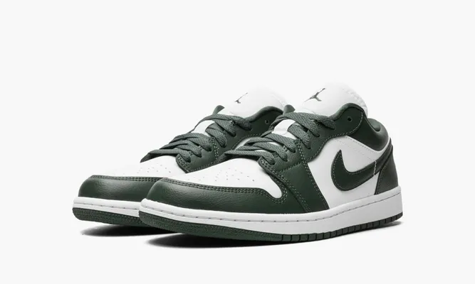 Кроссовки Nike Air Jordan 1 Low WMNS «Galactic Jade» зеленый