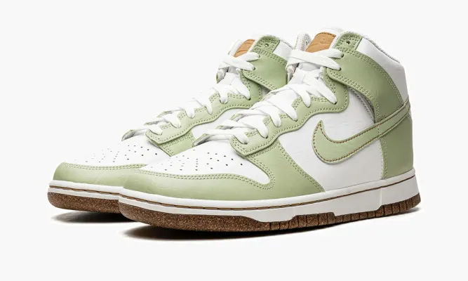 Кроссовки Nike Dunk High «Inspected By Swoosh» зеленый