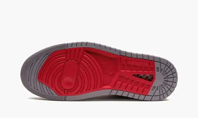 Кроссовки Jordan 1 Zoom Air Comfort 2 «Black / Fire Red / Cement Grey» черный