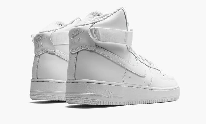 Кроссовки Nike Air Force 1 High «Triple White» белый