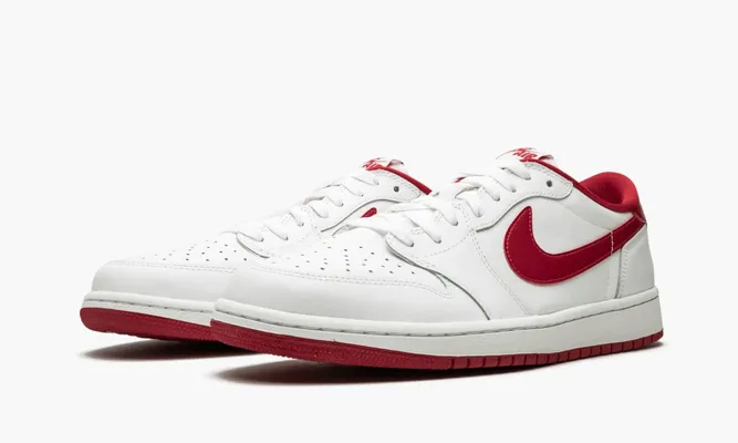Кроссовки Air Jordan 1 Retro Low OG «White / Varsity Red» белый