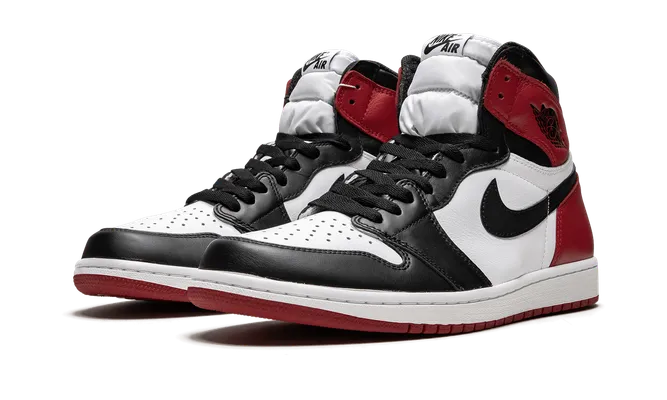 Кроссовки Air Jordan 1 High OG «Black Toe» черный,красный