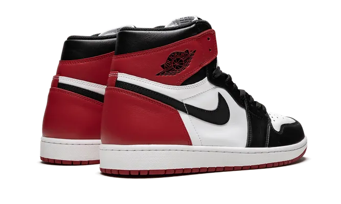 Кроссовки Air Jordan 1 High OG «Black Toe» черный,красный