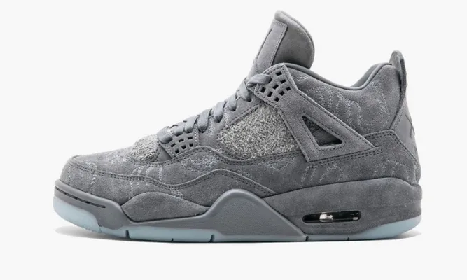 Кроссовки Air Jordan 4 Retro «Kaws» серый