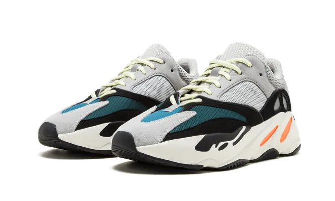 Кроссовки Yeezy Boost 700 «Wave Runner» серый