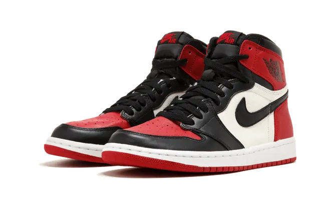 Кроссовки Air Jordan 1 Retro High «Bred Toe» черный,красный