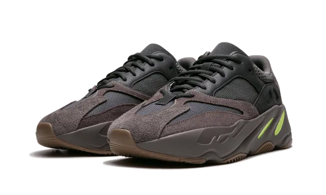 Кроссовки Yeezy Boost 700 «Mauve» коричневый