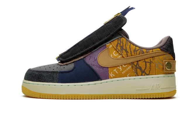 Кроссовки Nike Air Force 1 Low «Travis Scott - Cactus Jack» коричневый